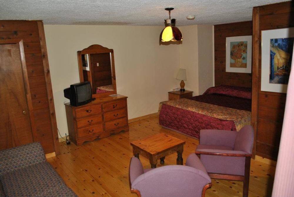 Auberge Alpine Inn Sainte-Adèle Exteriör bild